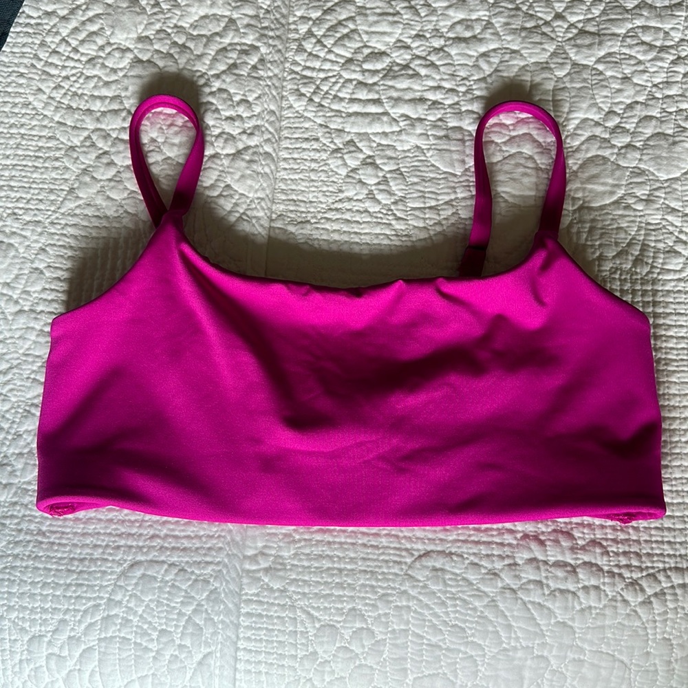 Athleta swim top D cup